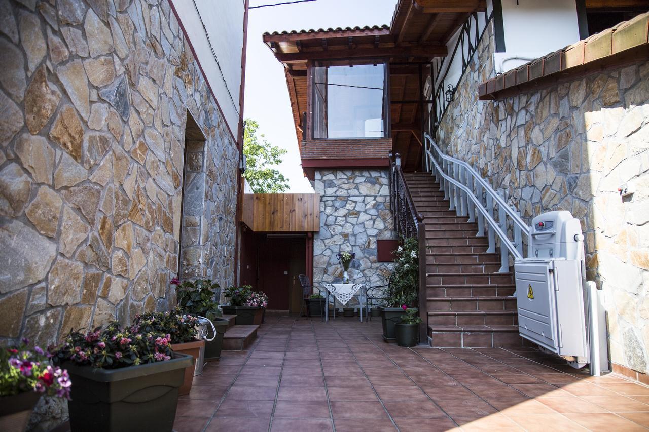 Hotel Marinerune ムンギア エクステリア 写真